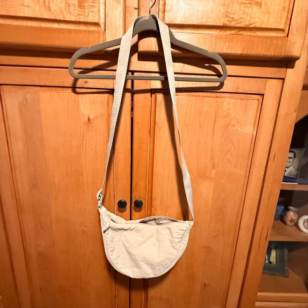 Cream Shoulder Bag Purchased in Japan